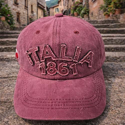 Cappello maroon con ricamo Italia 1861