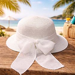 Cappello di paglia con fiocco bianco